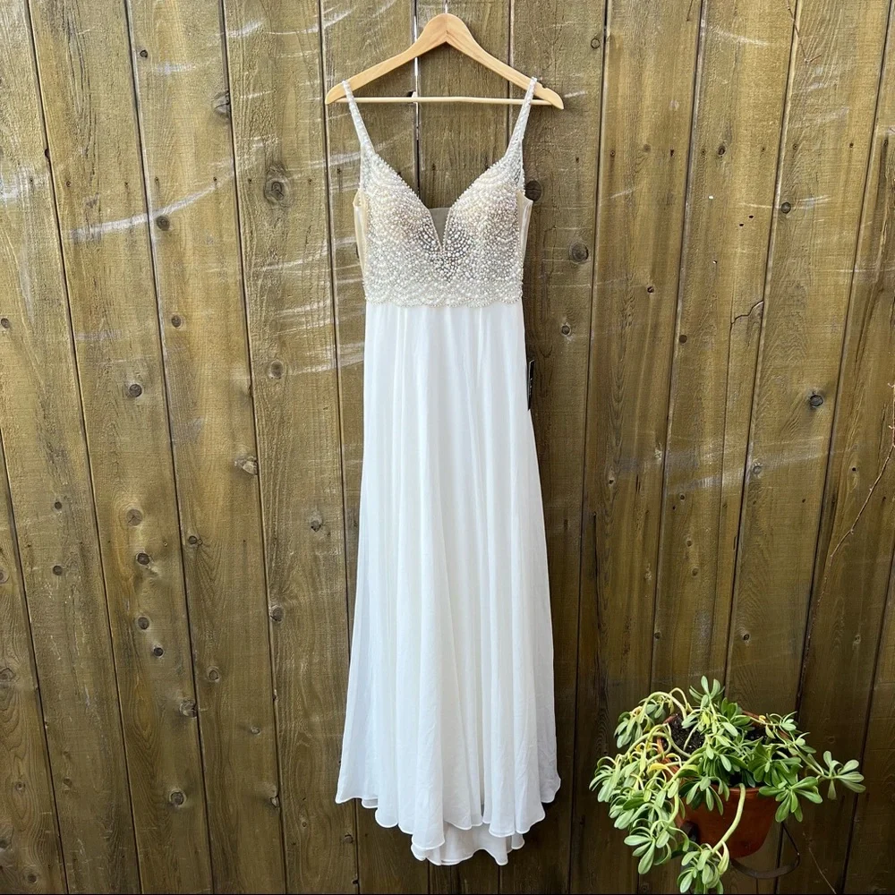 White True Love Beaded Rhinestone Wedding Gown 🌿 - Picture 8 of 13